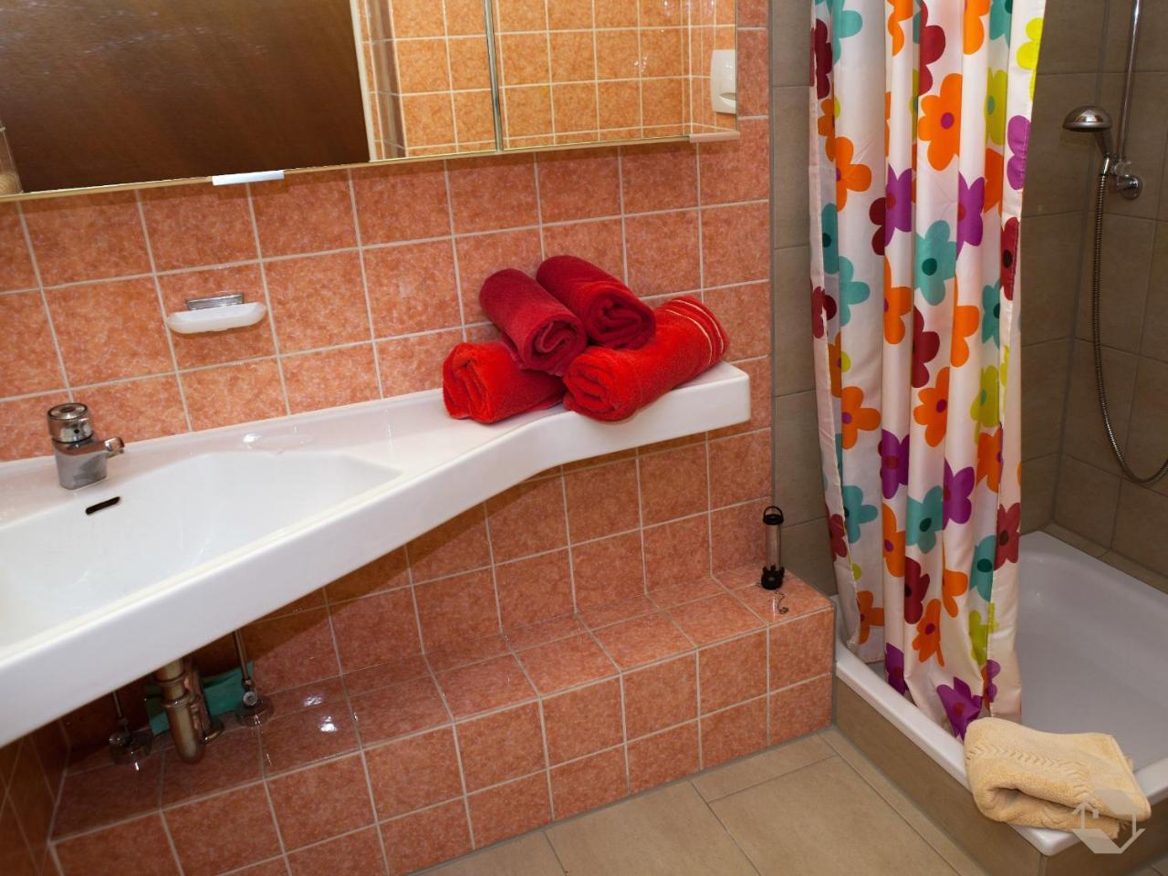 Ferienwohnung Konigsegg Ines Koch ไรเชอเนา ภายนอก รูปภาพ